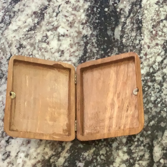 Vintage small hinged box, wood inlay, made in Germany - Picture 7 of 13